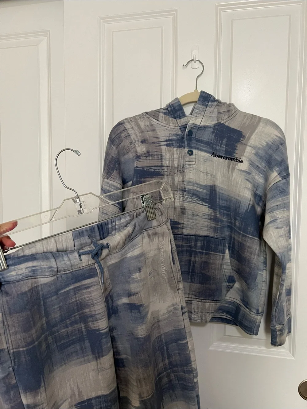 Abercrombie & Fitch Kids Blue Tie-Dye Hoodie & Jogger Set
